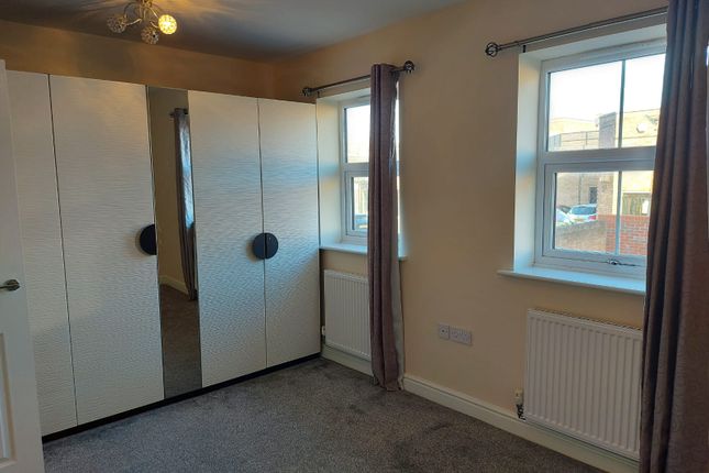 Town house for sale in Cosens Drive, Cradley Heath