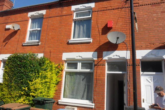 Terraced house to rent in Harley Street, Stoke