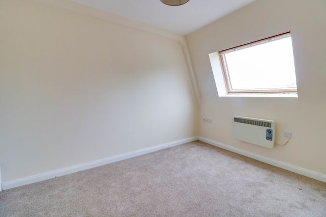 Flat to rent in Junction Road, Wigston