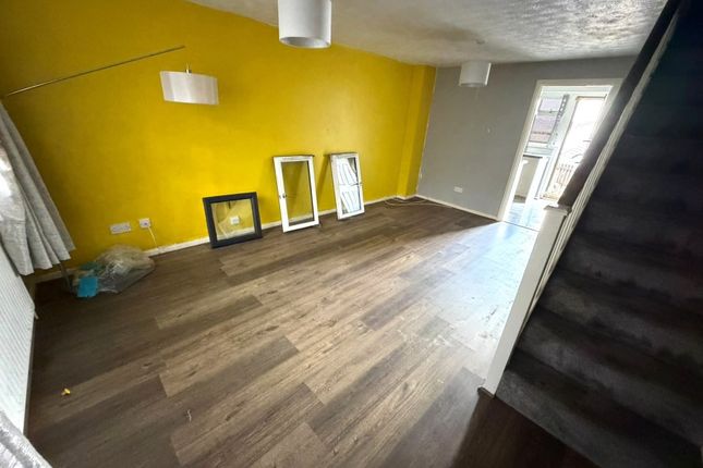 48 Alderwood Parc, Penryn photo 3