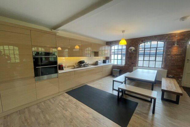 Flat to rent in Key Hill Drive, Birmingham