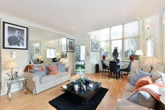 Thumbnail Flat to rent in The Mount, Hampstead, London