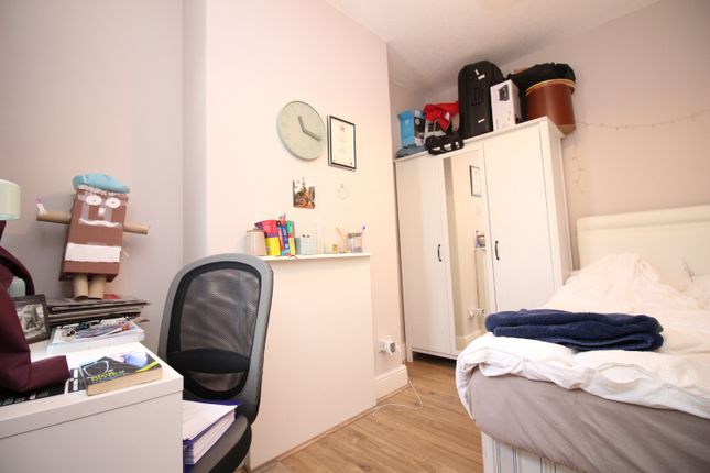 5, Gelligaer Street, Cardiff photo 4