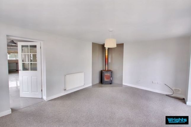 Detached house to rent in Springfield Close, Corsham