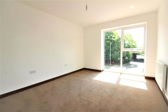 2, Mill Pond Road, Dartford photo 4
