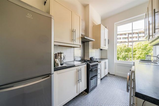Flat 4, 160, Gloucester Terrace, London photo 4