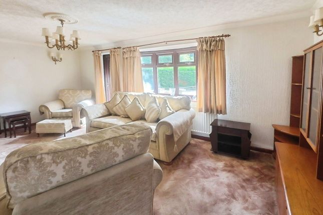 192, Ladywood Road, Ilkeston photo 4