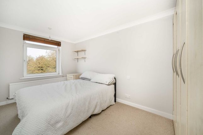 Flat for sale in Mount Park Road, London