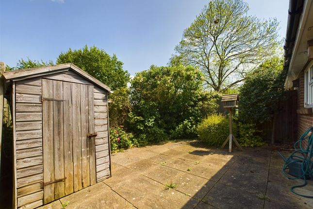 Semi-detached bungalow for sale in Talbot Way, Tilehurst, Reading
