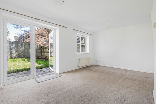 22, Naseby Drive, Newton Abbot photo 2