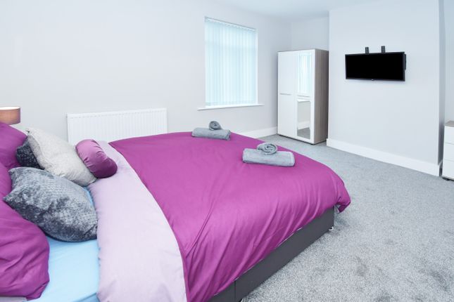 Shared accommodation to rent in London Road, Stoke On Trent