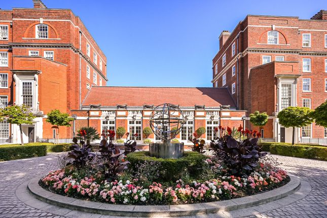 Apartment 61, Academy Gardens,, Duchess of Bedfords Walk, London photo 4