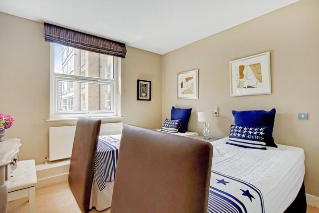 Flat to rent in Boydell Court, St John's Wood