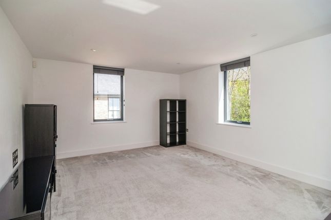 Flat for sale in Hardy Close, Chelmsford