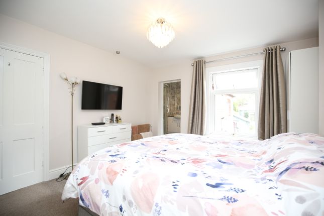 End terrace house for sale in Stafford Street, Atherstone