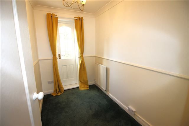 Flat to rent in Hoveringham Court, Swallownest, Sheffield