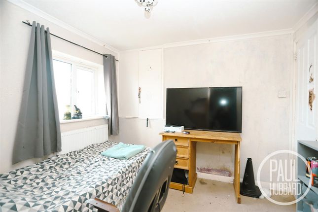 7, Carlton Square, Lowestoft photo 4