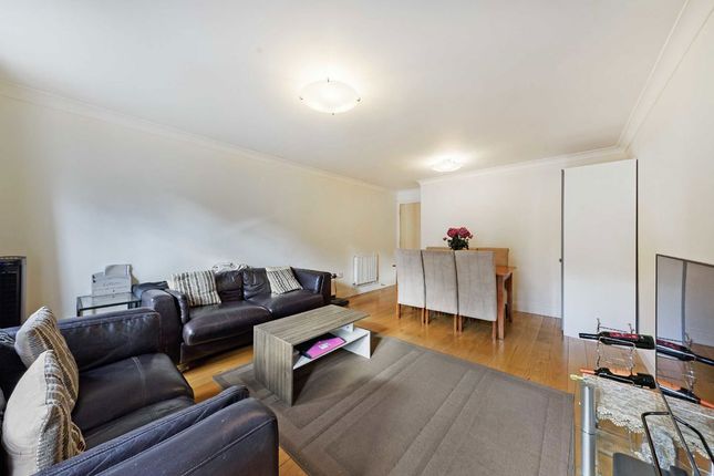 Apartment 11, Troubridge Court, Marlborough Road, London photo 3