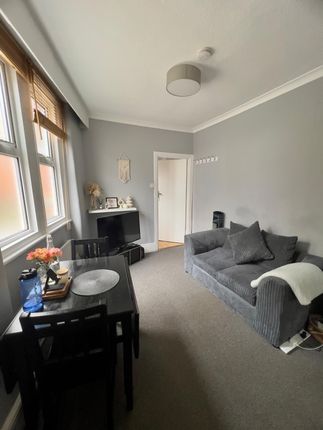 Flat to rent in Muswell Road, London