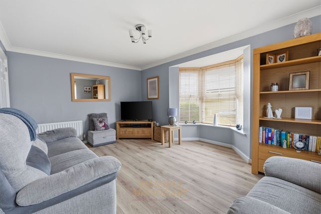 3 Hilda Dukes Way, East Grinstead photo 3