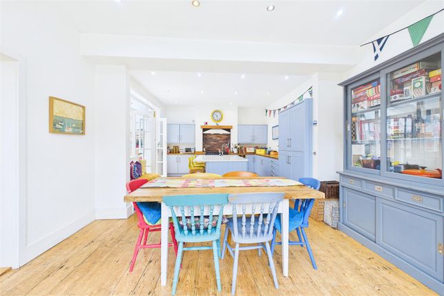 10, Gardens Road, Clevedon photo 2