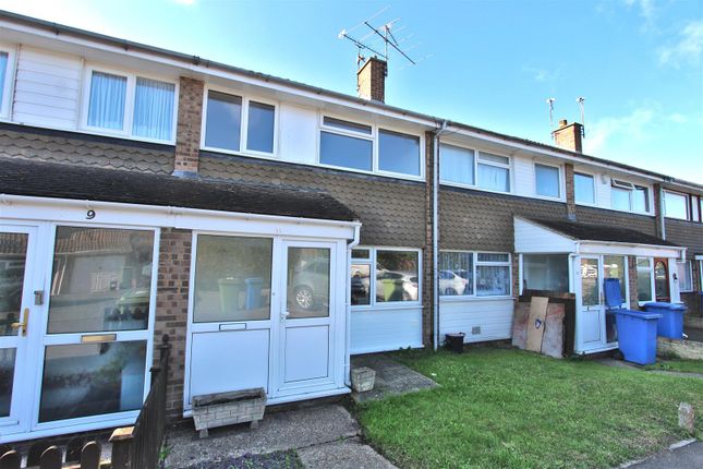 Terraced house to rent in The Willows, Newington, Sittingbourne