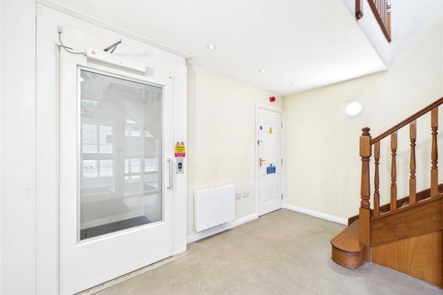 Flat 15, Croft Court,, Gregory Street, Suffolk photo 2