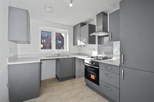 Turnstone Drive, Lakeside, Doncaster photo 5