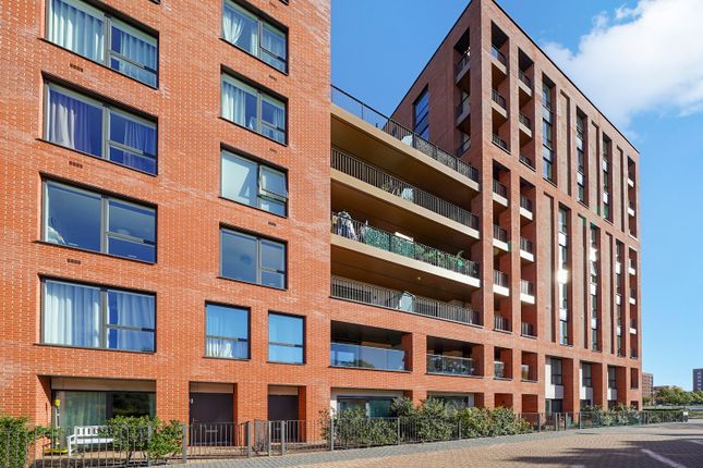 3-bed flat on 00, Thorney Close, London, £695,000