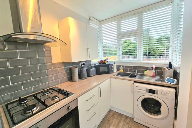 66 Padstow Road, Birmingham photo 4