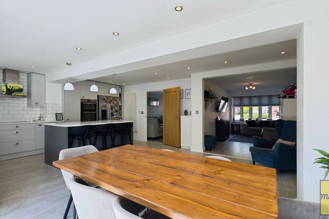 14, Ffordd Danygraig, Godrergraig, Swansea, SA9 2BH photo 2