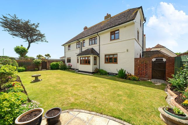 180 Sea Front, Hayling Island photo 4