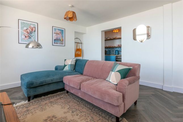 Flat 13, 8-10,, Ethelbert Terrace, Kent photo 4