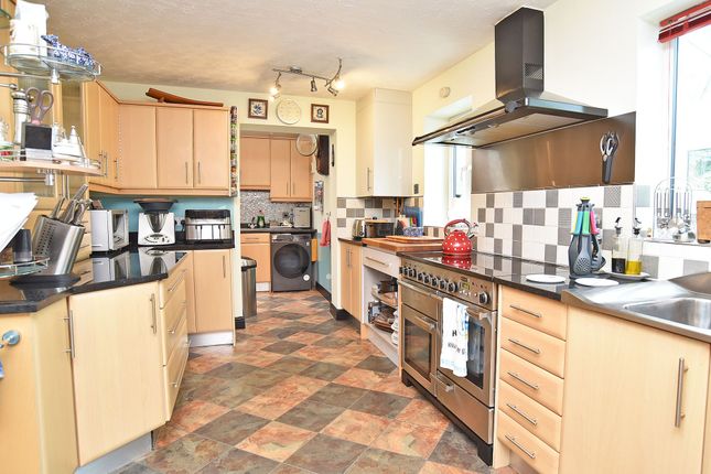 8 Sundew Heath, Harrogate photo 4