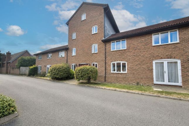 10 The Granary, Warren Farm, Little Horwood photo 2