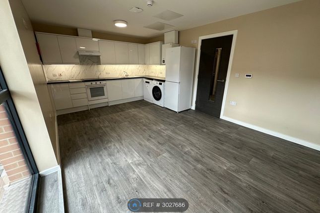 Flat, Hepburn Court B Hepburn Road, Bristol photo 2
