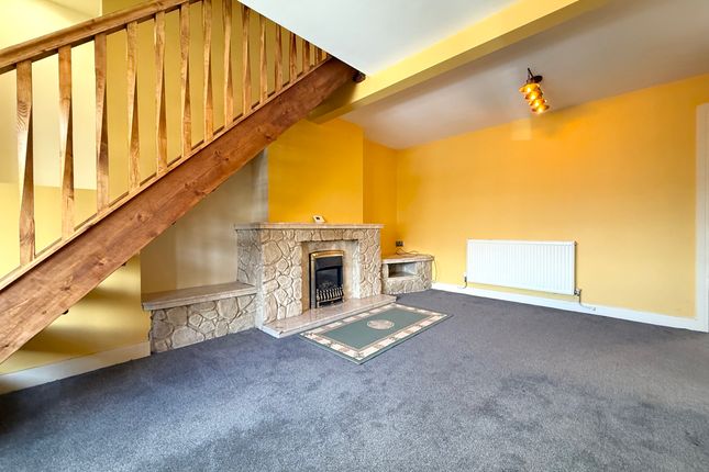 33 The Crescent, Aberdar photo 2