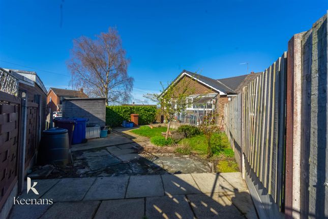 2, Kingsdale Avenue, Burnley photo 4