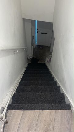 4a....., Olive Place, Bradford photo 5