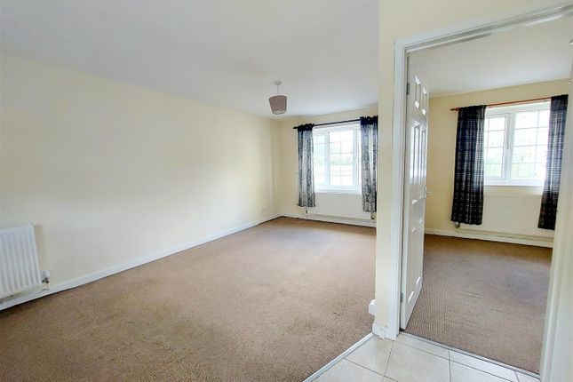 7, Ashley Court, Swansea photo 2