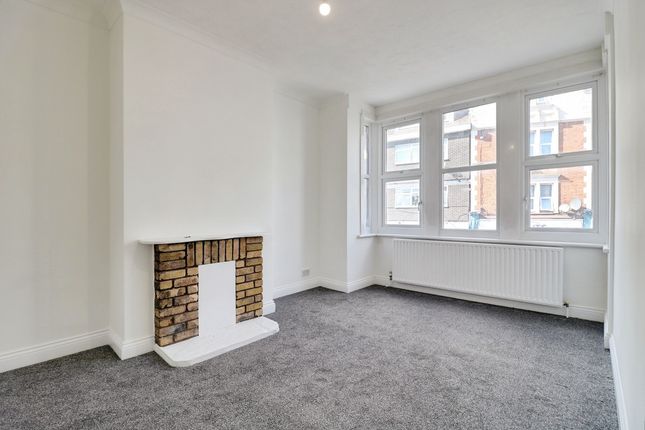 174A, Hamlet Court Road, Westcliff-on-sea photo 4