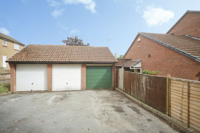 9, Allington Close, Taunton photo 4