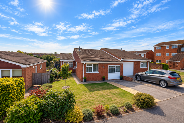 3-bed bungalow on 2, Eynsford Close, Margate, £375,000
