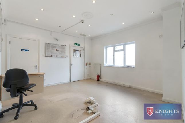 End terrace house for sale in Raynham Road, London