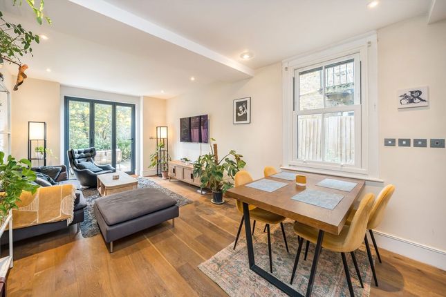 134, Weir Road, London photo 4