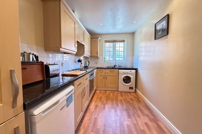 18, March Court, Whitby photo 5