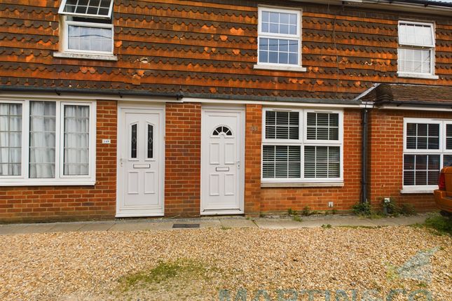 Thumbnail Cottage to rent in Station Road, Burgess Hill