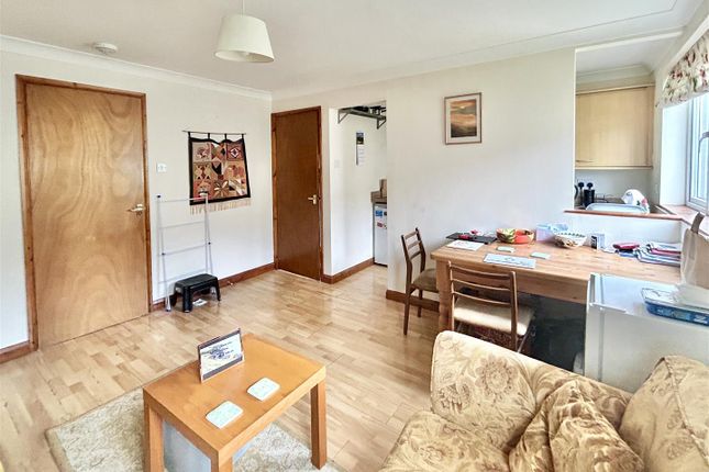15, Crosswalla Fields, Helston photo 3