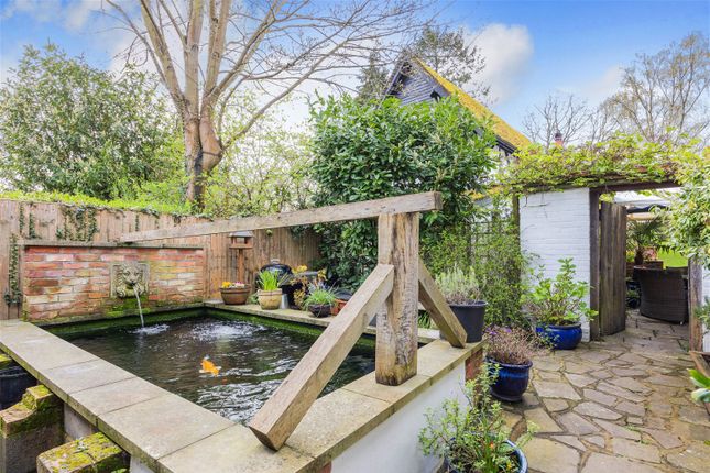 Cottage for sale in Church Road, Lingfield, Surrey