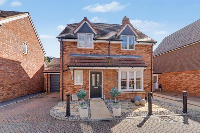 4-bed house on 32, Skylark Rise, Goring-by-sea, £475,000